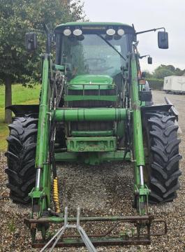 John Deere 6420